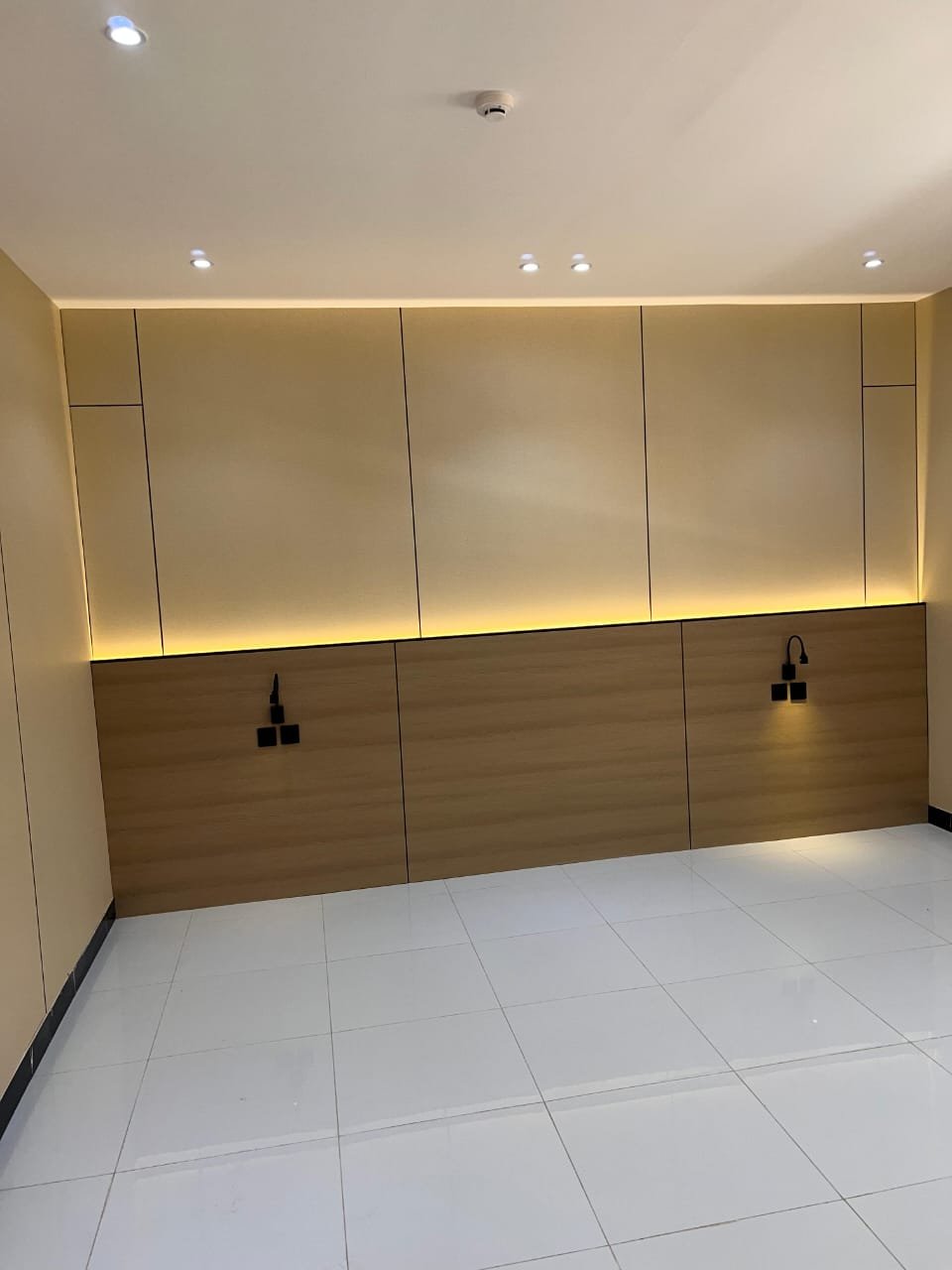 معلم بديل الشيبورد في البكيرية:دليلك الشامل لتركيب وتصميم ديكورات خشبية عصرية 2026